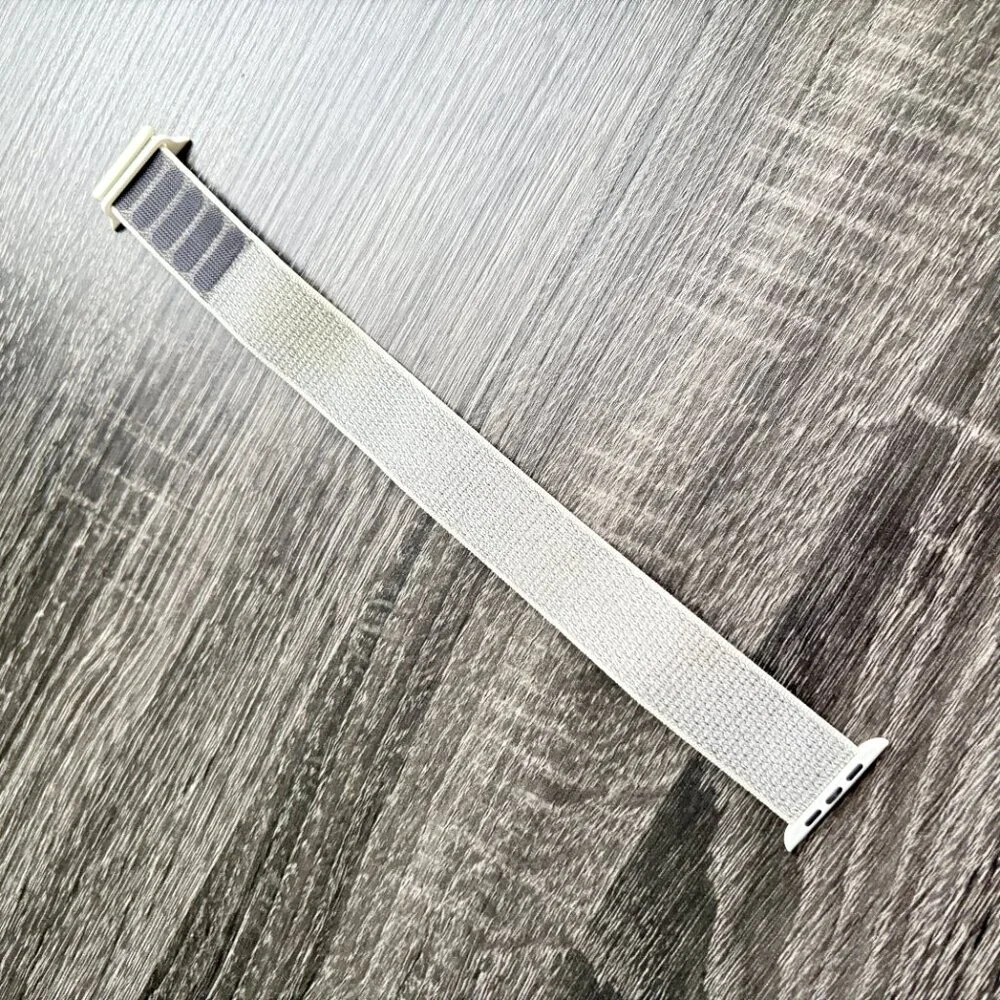 Apple Watch Series 3 – 42mm – Aluminum – Cellular - Fair Condition
